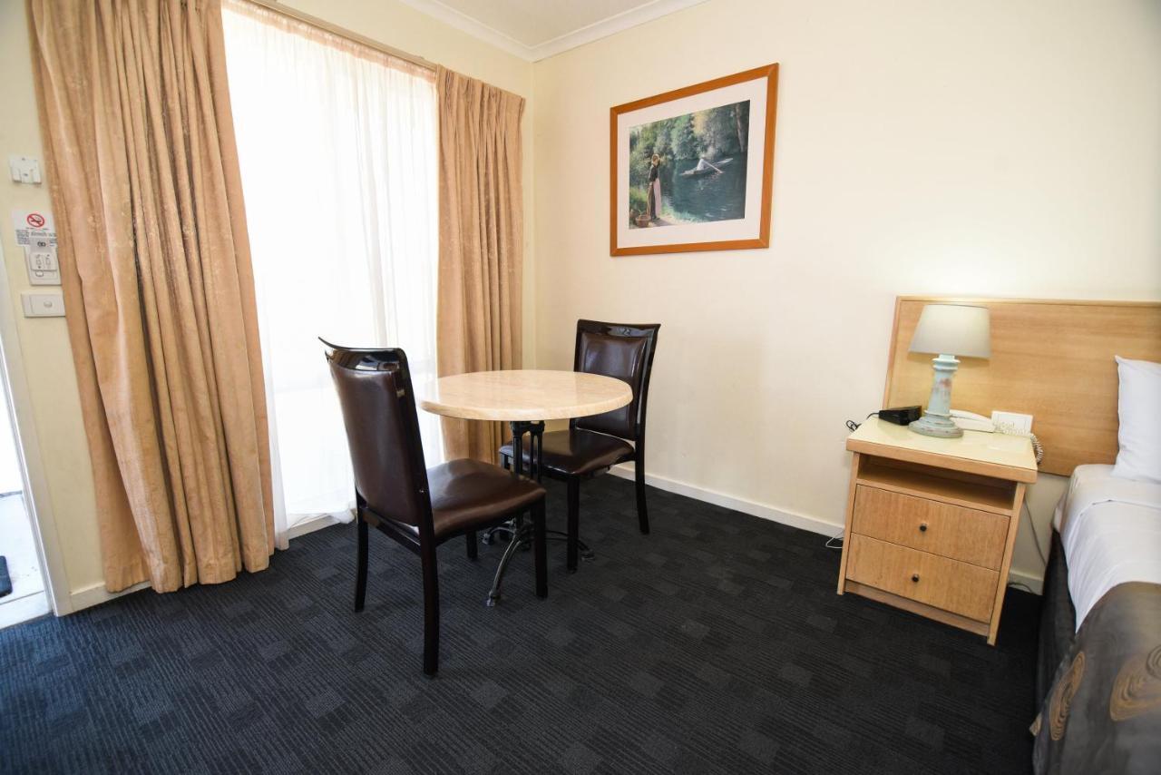 Sandown Heritage Motel Noble Park Quarto foto